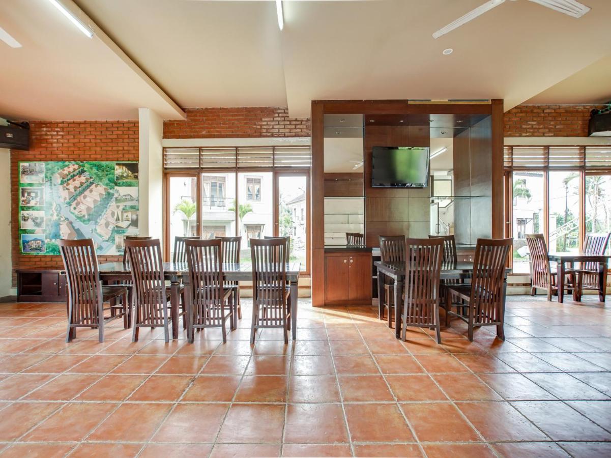 Oyo 3896 Villa Pesona Wisata Puncak Cianjur Buitenkant foto